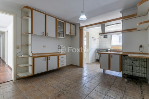 Image 9 - 1038352
