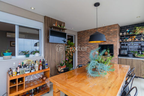 Image 10 - 1038354