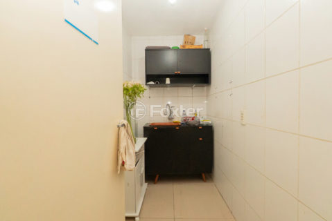 Image 10 - 1038356