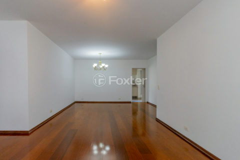 Image 4 - 1038361