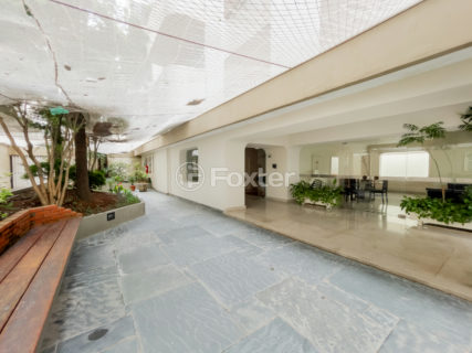 Image 35 - 1038361