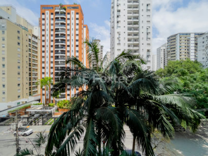 Image 8 - 1038361