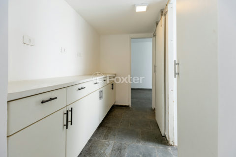 Image 36 - 1038362