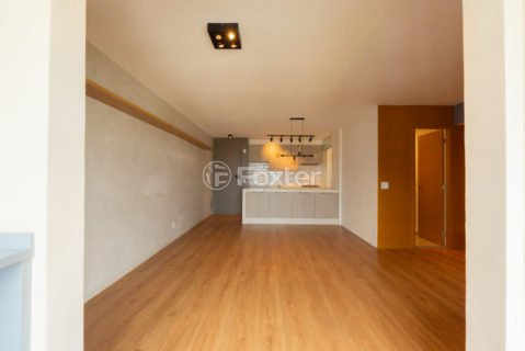 Image 7 - 1038366