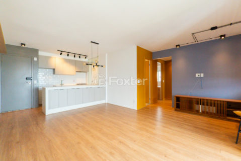 Image 3 - 1038366
