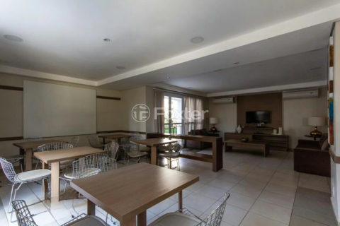 Image 39 - 1038366