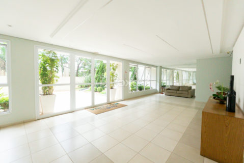 Image 37 - 1038366