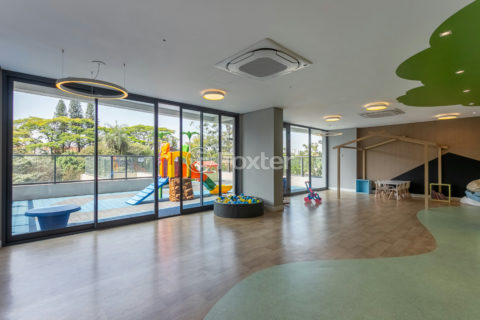 Image 17 - 1038372
