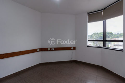 Image 9 - 1038376