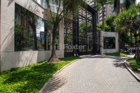 Image 50 - 1038397