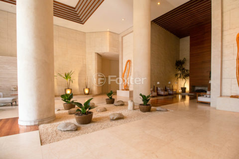 Image 31 - 1038397