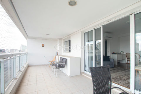 Image 22 - 1038397