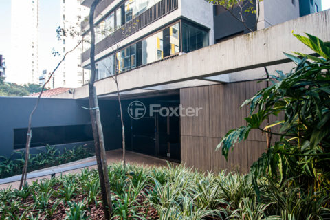 Image 42 - 1038413