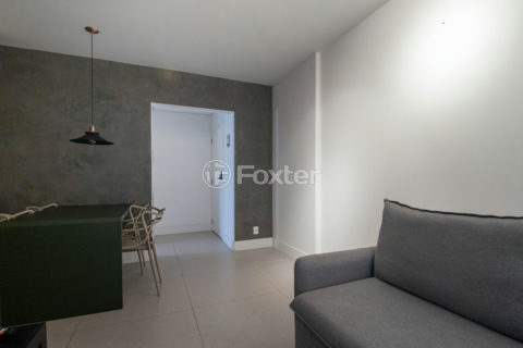Image 32 - 1038413
