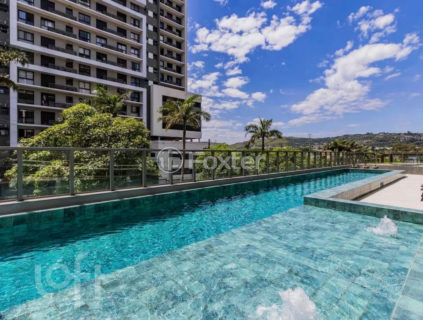 Image 8 - 1038431