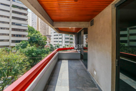 Image 7 - 1038433