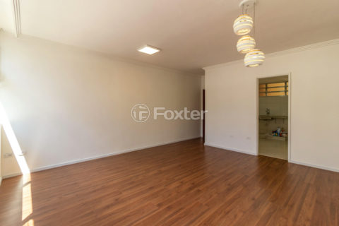 Image 2 - 1038476