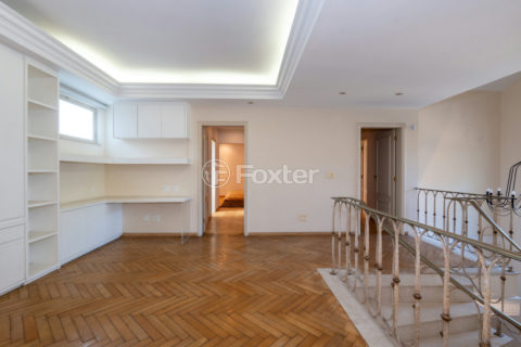 Image 30 - 1038508