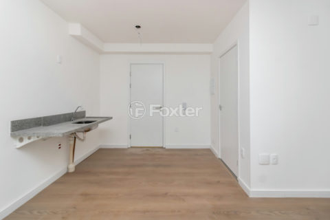 Image 21 - 1038513