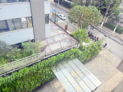 Image 14 - 1038517