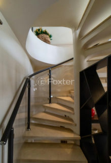 Image 21 - 1038520