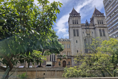 Image 42 - 1038527