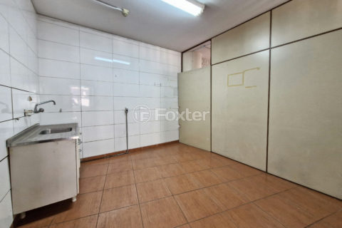 Image 28 - 1038527