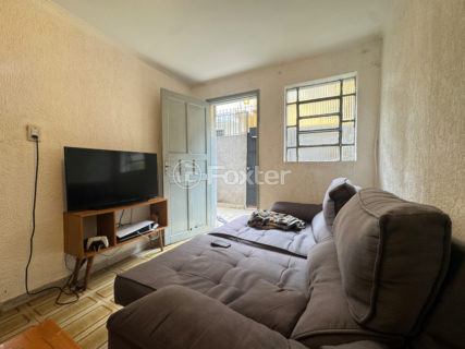 Image 30 - 1038529