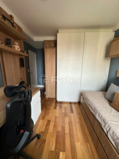 Image 32 - 1038533