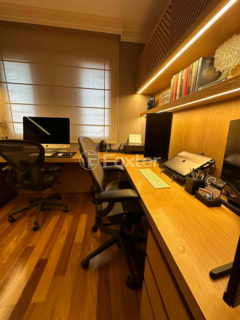 Image 45 - 1038533