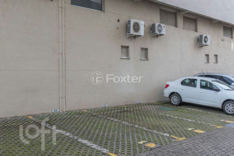 Image 21 - 1038556