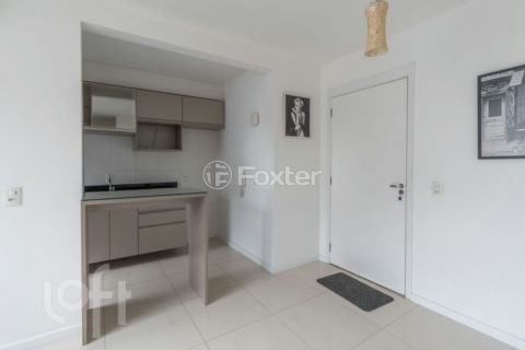 Image 7 - 1038556