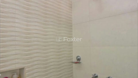 Image 48 - 1038562