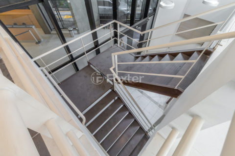 Image 20 - 1038602
