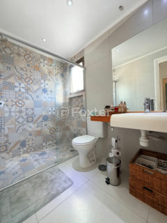 Image 22 - 1038608