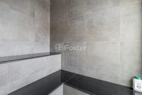 Image 5 - 1038610