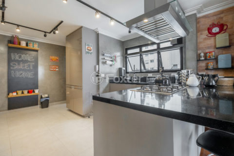 Image 30 - 1038610