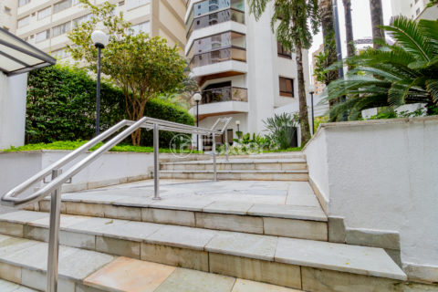Image 66 - 1038610