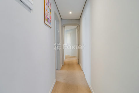 Image 39 - 1038610