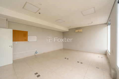 Image 119 - 1038623