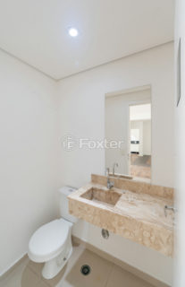 Image 42 - 1038623