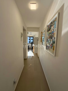 Image 7 - 1038631