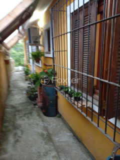 Image 4 - 1038632