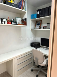 Image 15 - 1038650