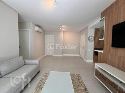 Image 7 - 1038676