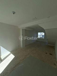 Image 6 - 1038678