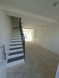 Image 3 - 1038678