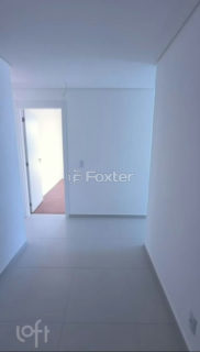 Image 7 - 1038680