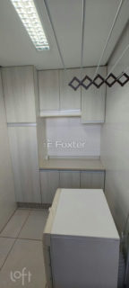 Image 32 - 1038686