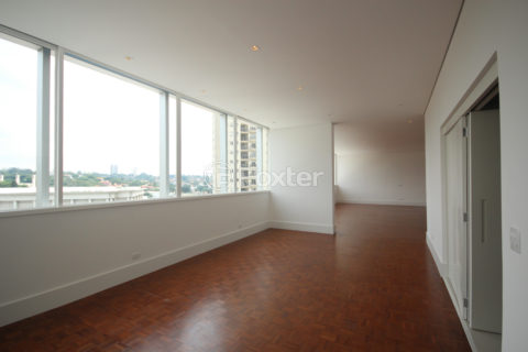Image 35 - 1038690